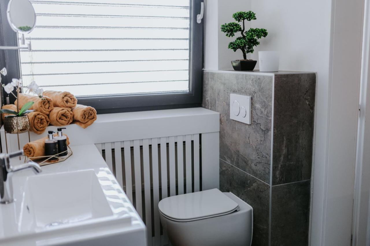 לביצה Apartmany Evia Clinic מראה חיצוני תמונה